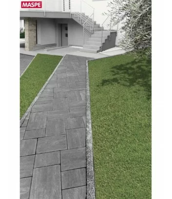 Vialetto d'ingresso con pavimentazione autobloccante skema sandstone grigio titanio Maspe