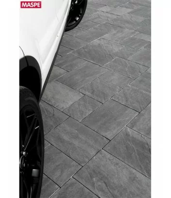 detail de sol du parking avec skema sandstone gris titane