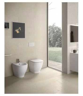 bathroom with floor-standing bidet Moon Rak Ceramics