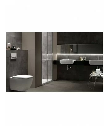 Environnement avec wc sospendu ligne Metropolitan Rak Ceramics