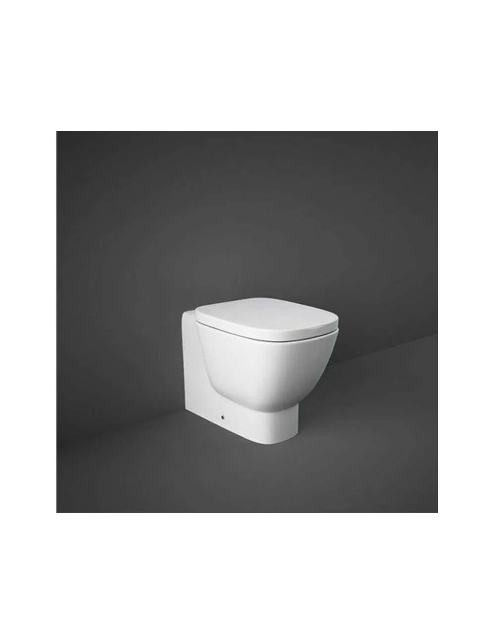 Floor-standing WC flush with wall from the One Rak Ceramics range