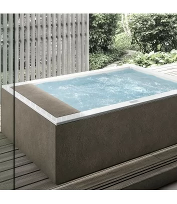 MINERVA OUTDOOR: is a Rectangular outdoor whirlpool bath by Hafro Geromin