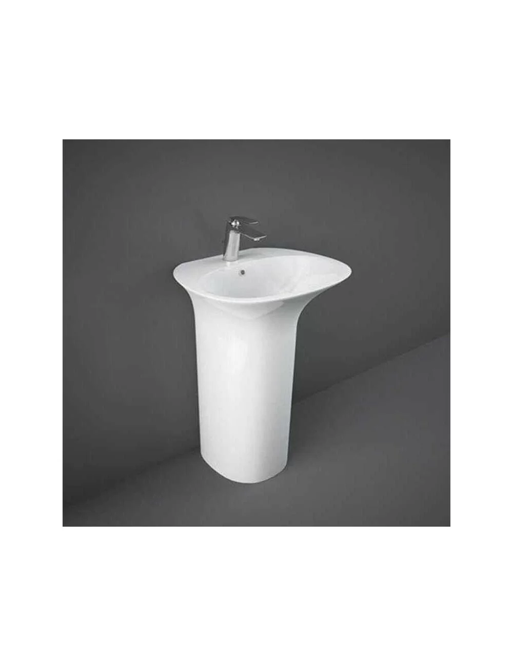 lavabo freestanding sensation di rak ceramics con piano rubinetto