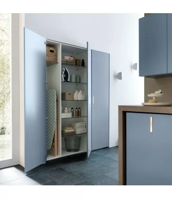 dettaglio armadio chiuso Wash composizione 01 Azzurra Bagni