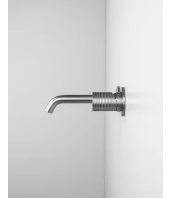 vista laterale miscelatore ad incasso per lavabo in acciaio inox 316L collezione rigo Super Inox