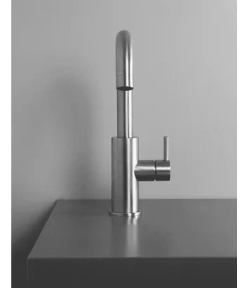 image frontal mitigeur de lavabo en acier inox serie Dylan de Super inox