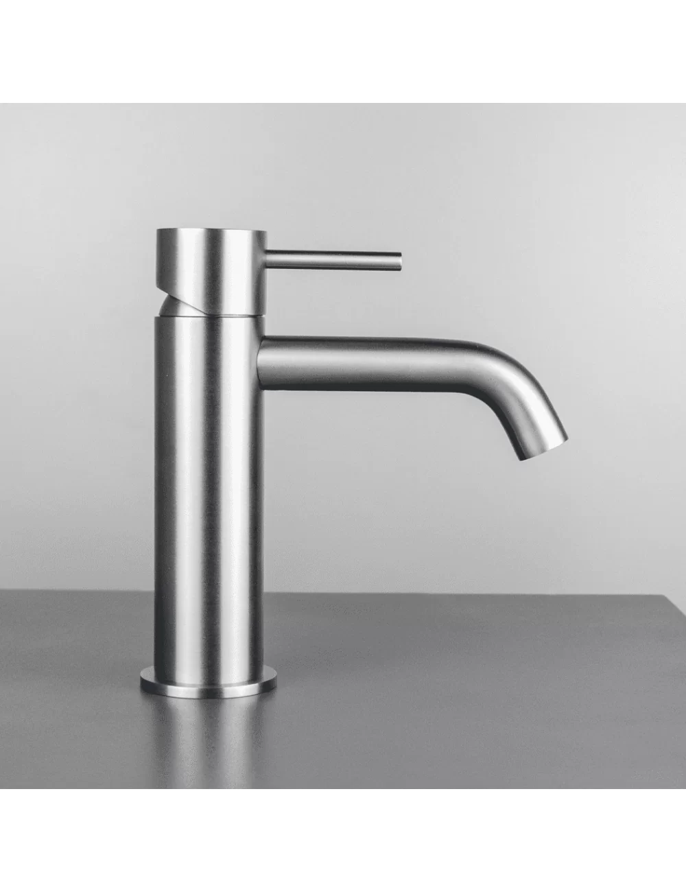 miscelatore monocomando per lavabo in acciao inox serie Smith