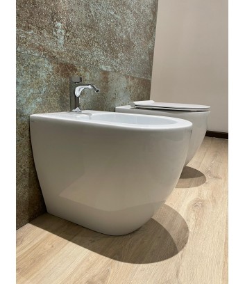 offer floor-standing sanitary ware Form series by Alice ceramica