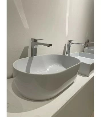 Countertop white washbasin 55X35 Unica Alice Ceramica profile view