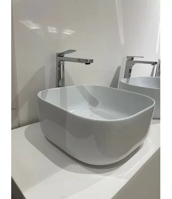 lavabo d'appoggio unica 37x37 di Alice ceramica vista di profilo