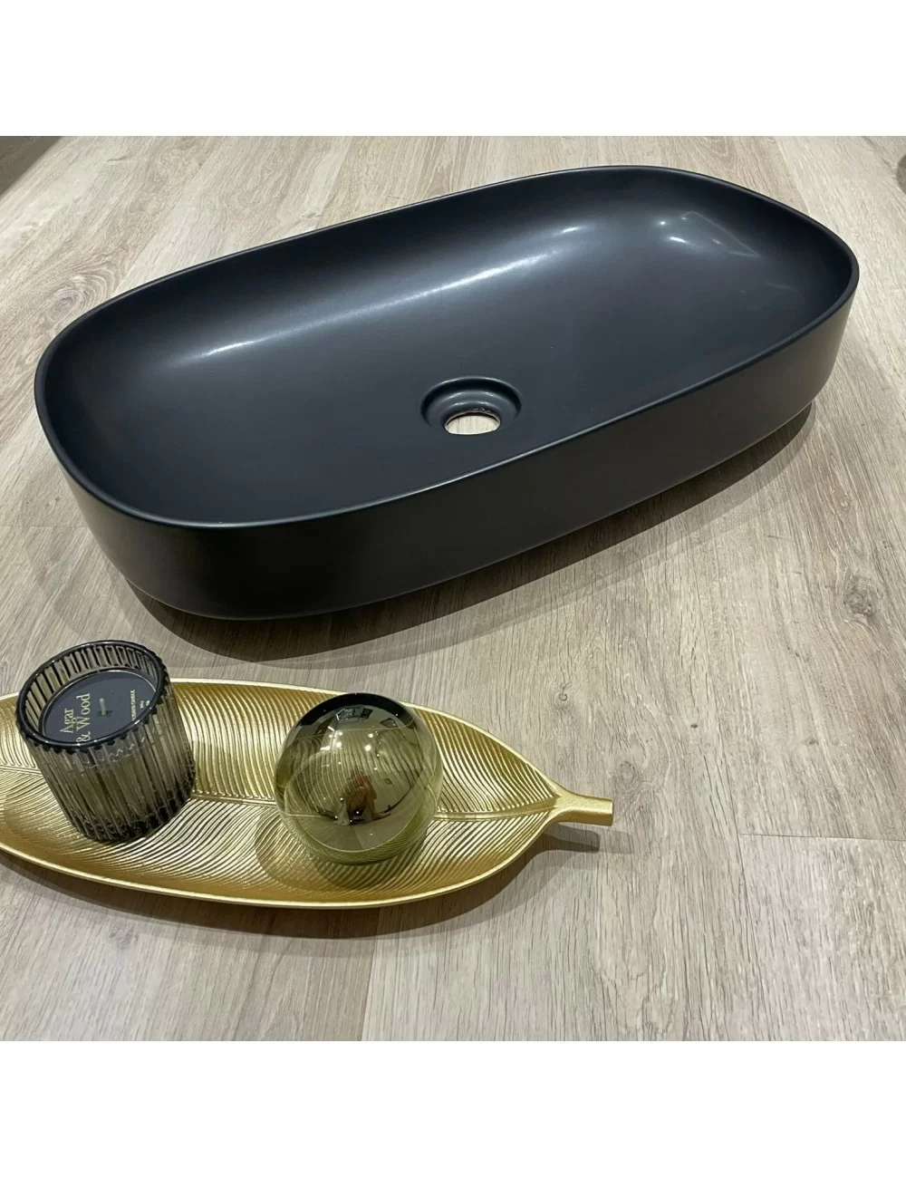 countertop matt black washbasin form series by Alice ceramica