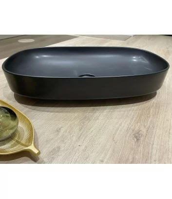 lavabo d'appoggio nero opaco serie form di Alice ceramica vista frontale