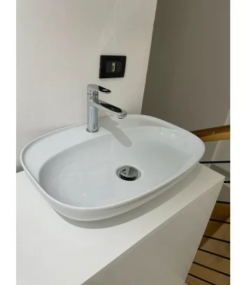 form plan oval 60x45 washbasin by Alice ceramiche top view