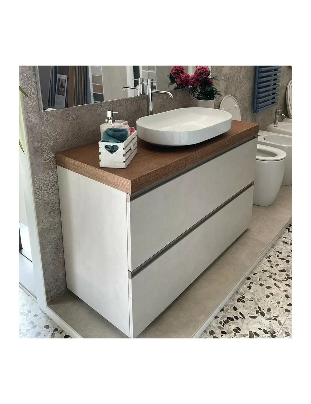 mobile bagno a terra con doppio cassettone e top in legno mobile bagno a terra con doppio cassettone e top in legno