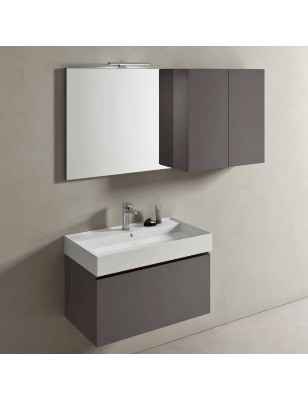 Lira plus collection monoblock bathroom cabinet 81x45 with wall unit by Hafro Geromin Lira plus collection monoblock bathroom cabinet 81x45 with wall unit by Hafro Geromin