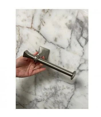 porte-rouleau en nickel satiné ligne prisma de stilhaus porte-rouleau en nickel satiné ligne prisma de stilhaus