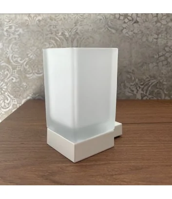 matt white glass holder and satin-finish glass, cubic line