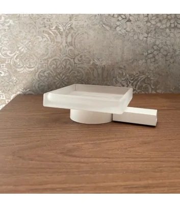 vue latérale porte-savon noir mat en verre satiné ligne cubic