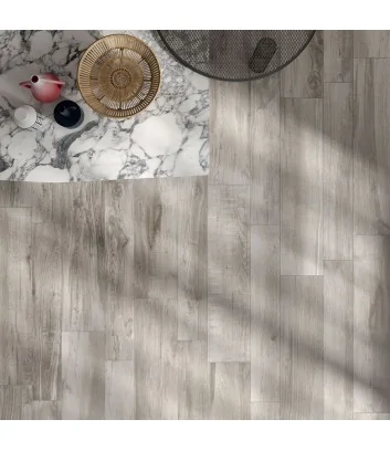 détail du sol avec carrelage effet bois north wind grey