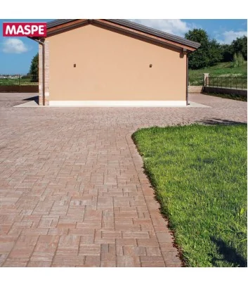 Tenuta con pavimento esterno autobloccanti filtranti Maspe texxa limestone foglia d'autunno